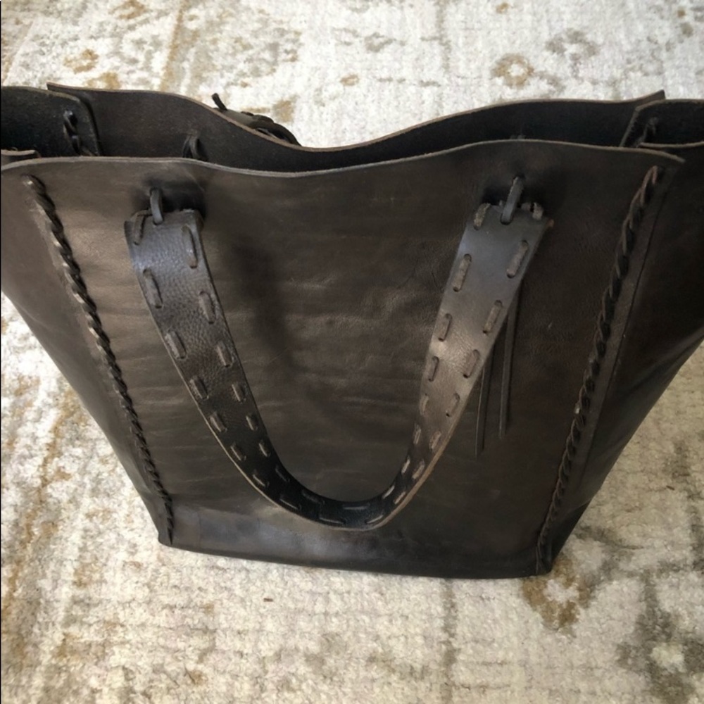 Valentino Vintage 100% Genuine Leather Tote Bag - Picture 2 of 8